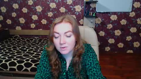 Adel online show from February 22, 7:03 pm