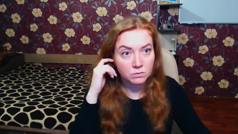 Adel online show from December 5, 6:17 pm