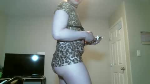 Snapshot of adelaideweight chatting on January 1, 5:00 pm adelaideweight online show from January 1, 5:00 pm