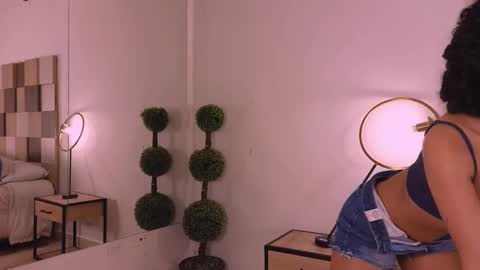 Snapshot of adele_carter_ chatting on September 27, 1:31 pm Andrea online show from September 27, 1:31 pm