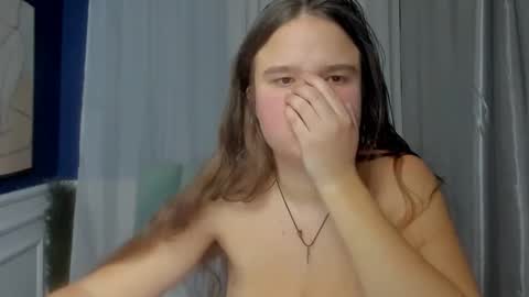 adelecruzz online show from February 11, 1:37 pm