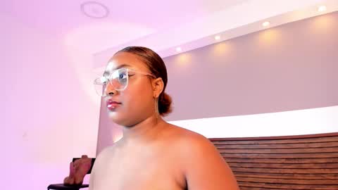 Adele  online show from February 16, 2:43 am