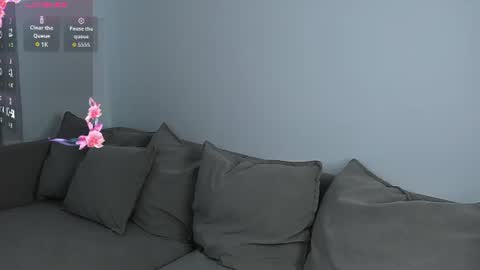 adelexx_zll online show from June 18, 9:14 am