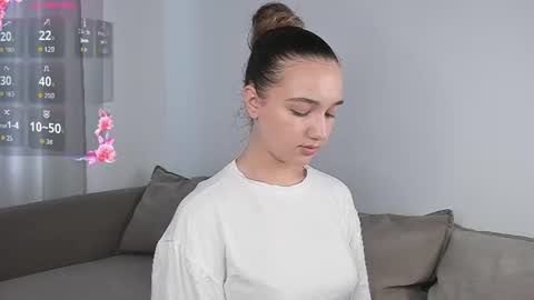 adelexx_zll online show from July 2, 6:29 am