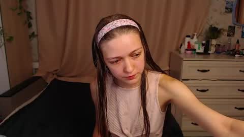 Lina online show from July 1, 2:37 pm