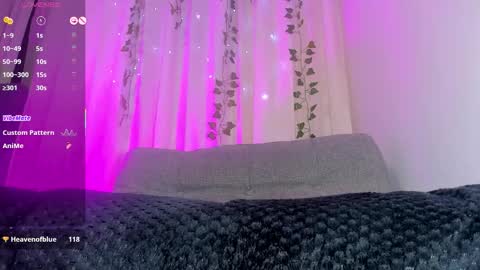 adelinaconte1 online show from January 18, 2:37 pm