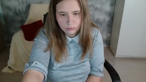 adelinalawson online show from April 9, 6:06 am