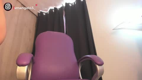 MARIA ANGEL IG iamangel45  online show from February 13, 7:10 pm