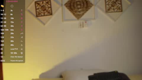 Snapshot of adelineevanss chatting on February 4, 4:05 am adeline online show from February 4, 4:05 am