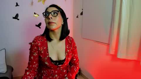 Adelle online show from November 13, 11:24 am