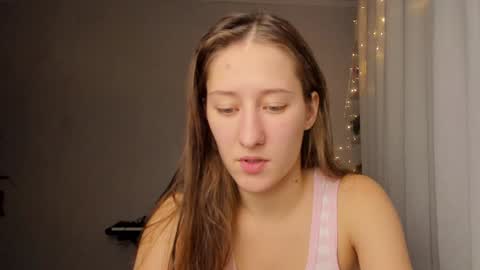 Adell online show from December 4, 10:35 pm