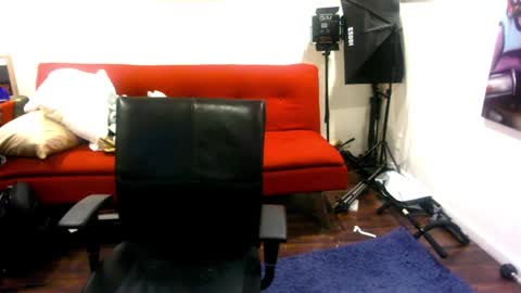 adick_ting online show from February 12, 9:13 am