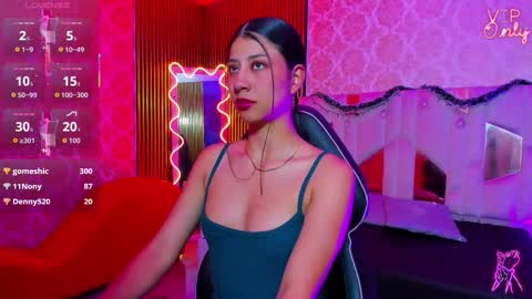 adisson_tay online show from January 8, 11:49 am