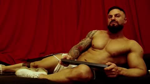 Adonis online show from November 19, 6:28 pm