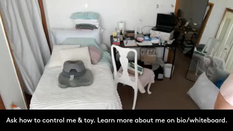 adorable22 online show from September 19, 7:50 pm