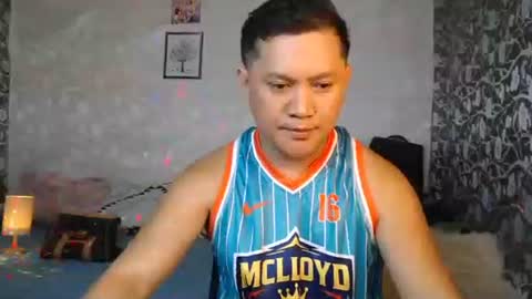 adorableasianboy online show from May 28, 12:36 pm