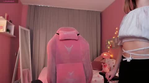 Eva online show from November 20, 7:51 am