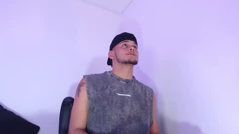 adrian_ferrebusxxx online show from December 22, 2:35 pm