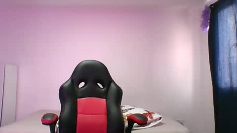 adrianagogo18 online show from October 17, 12:09 pm