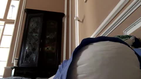 adrienfromparis online show from April 29, 10:42 am