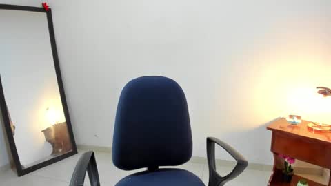 Lorena online show from February 11, 3:40 pm