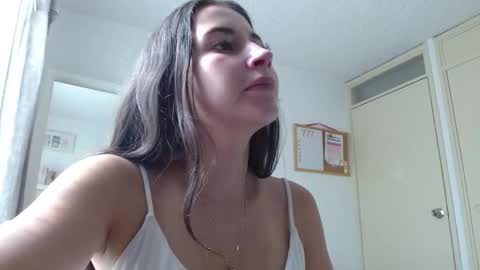 afrodithaa_ online show from February 5, 8:23 pm