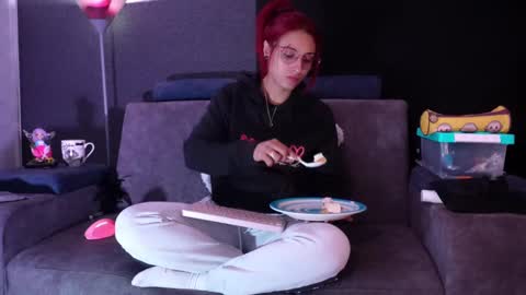 Agata Collinss online show from September 26, 5:59 am