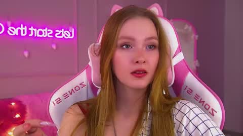 AgataFoxley online show from December 1, 8:45 am