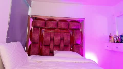 Agatha online show from January 21, 5:41 pm