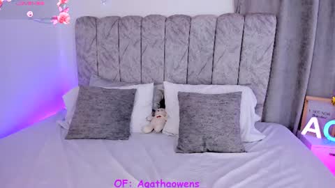 Agatha Owens online show from June 12, 2:54 am