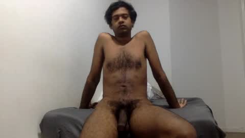 aggaggs online show from July 14, 2:05 am