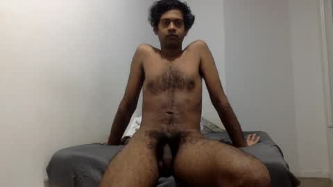 aggaggs online show from July 14, 1:42 am