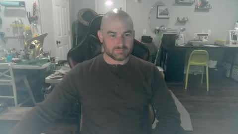 Aggieswing online show from January 11, 5:10 am