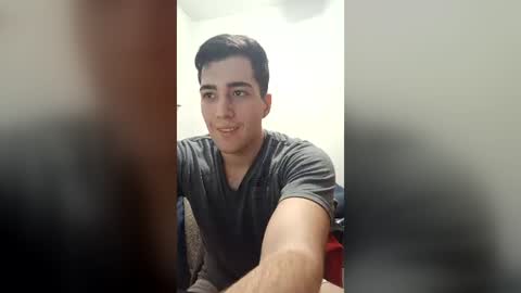 agustinnrod online show from June 28, 6:48 pm