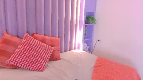 AHSLY online show from June 10, 9:35 pm