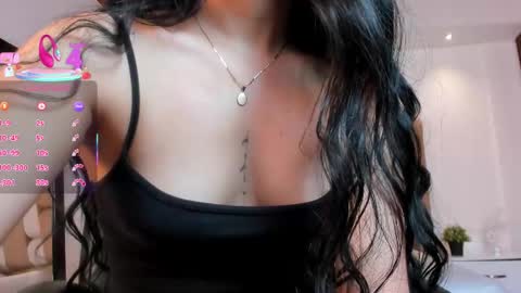 aidajoness online show from December 17, 1:18 pm