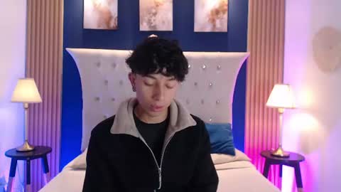 Aiden online show from July 3, 1:05 pm