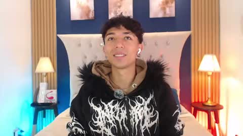 Aiden online show from July 17, 1:02 pm