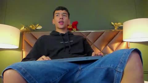 aiden_royce online show from November 30, 5:58 am