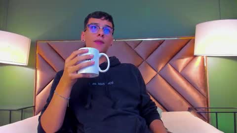 aiden_royce online show from November 13, 6:27 am