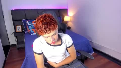 Aiden  online show from December 5, 1:42 pm