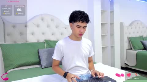 Aiden  online show from January 30, 11:55 am