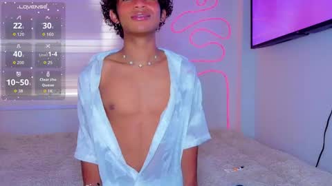 Aaron Winter online show from February 17, 7:24 pm