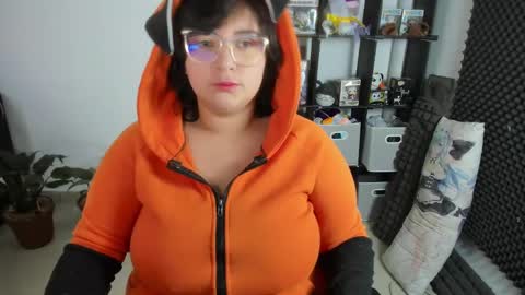 Catalina online show from March 3, 12:06 pm