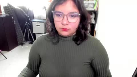 Catalina online show from November 14, 1:24 pm