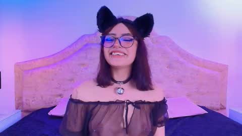 aiko_nyuu online show from October 22, 9:05 pm