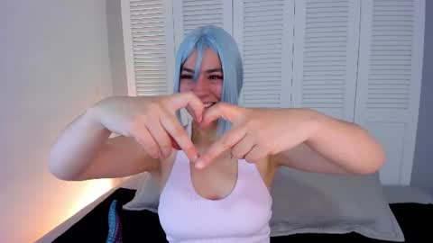 aikoo__1 online show from July 27, 1:19 pm