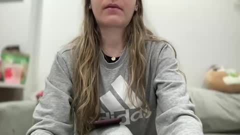 Aile online show from February 25, 1:41 am