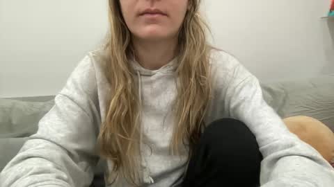 Aile online show from January 25, 6:35 pm