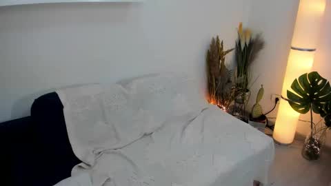 Aileen online show from January 3, 4:48 pm